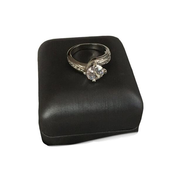 City Rox Size 6 Cubic Zirconia Ring Silver Tone - Picture 7 of 15